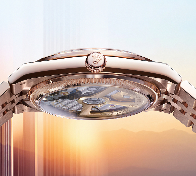 rolex-the-land-dweller-calibre-7135-a high-frequency-movement_m127285tbr-0002_2501fj_002-portrait